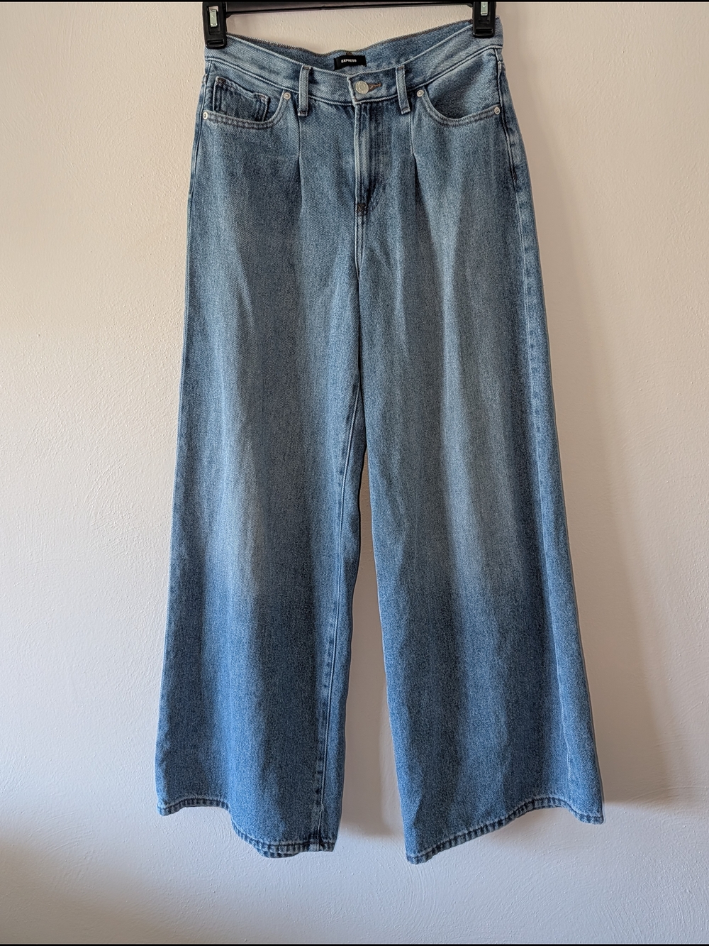 2 Express Relaxed Wide Leg High Rise Rigid Women’s Jeans